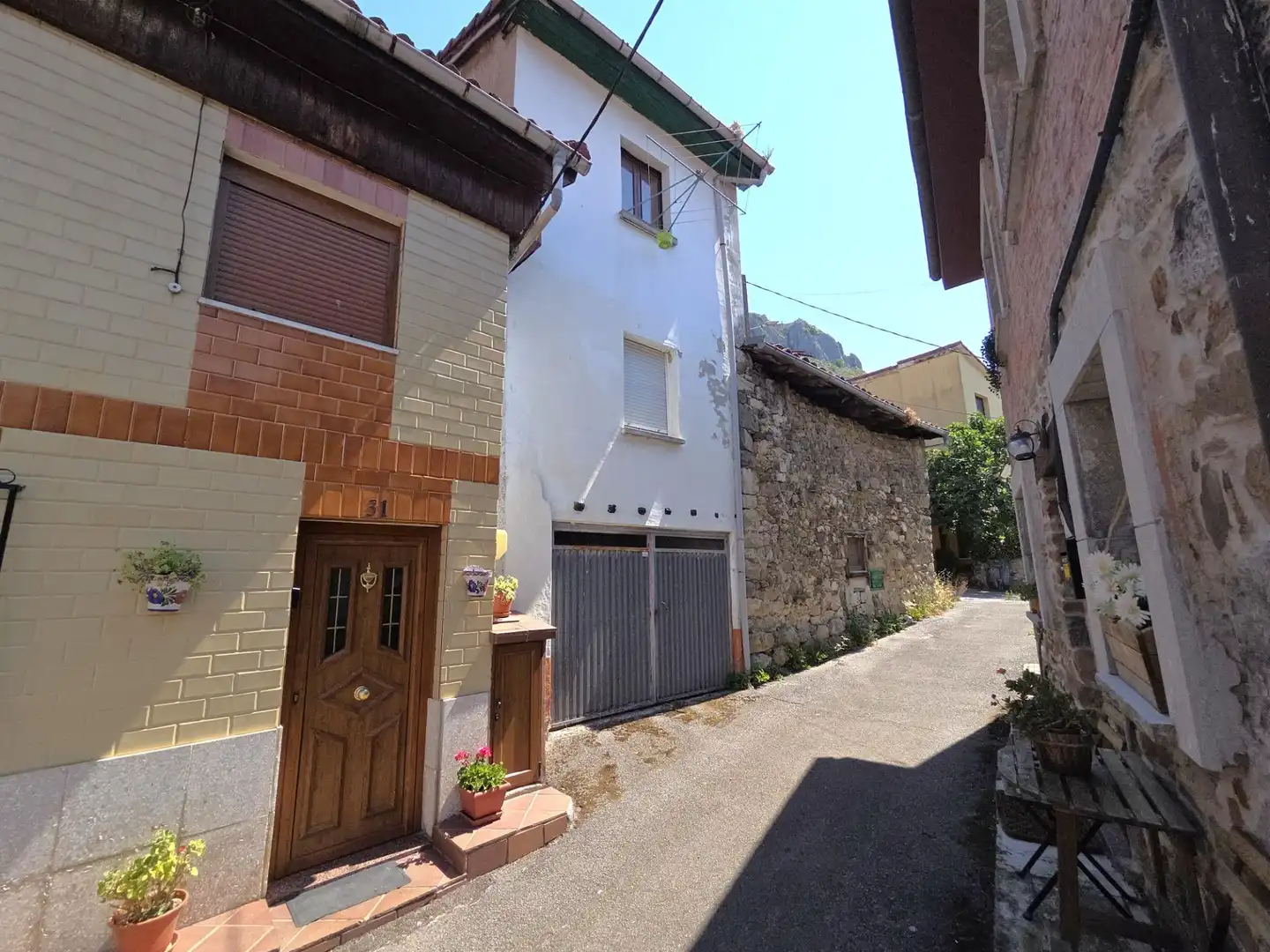 Vista exterior de Ático en venta en Aller con Terraza, Amueblado y Balcón