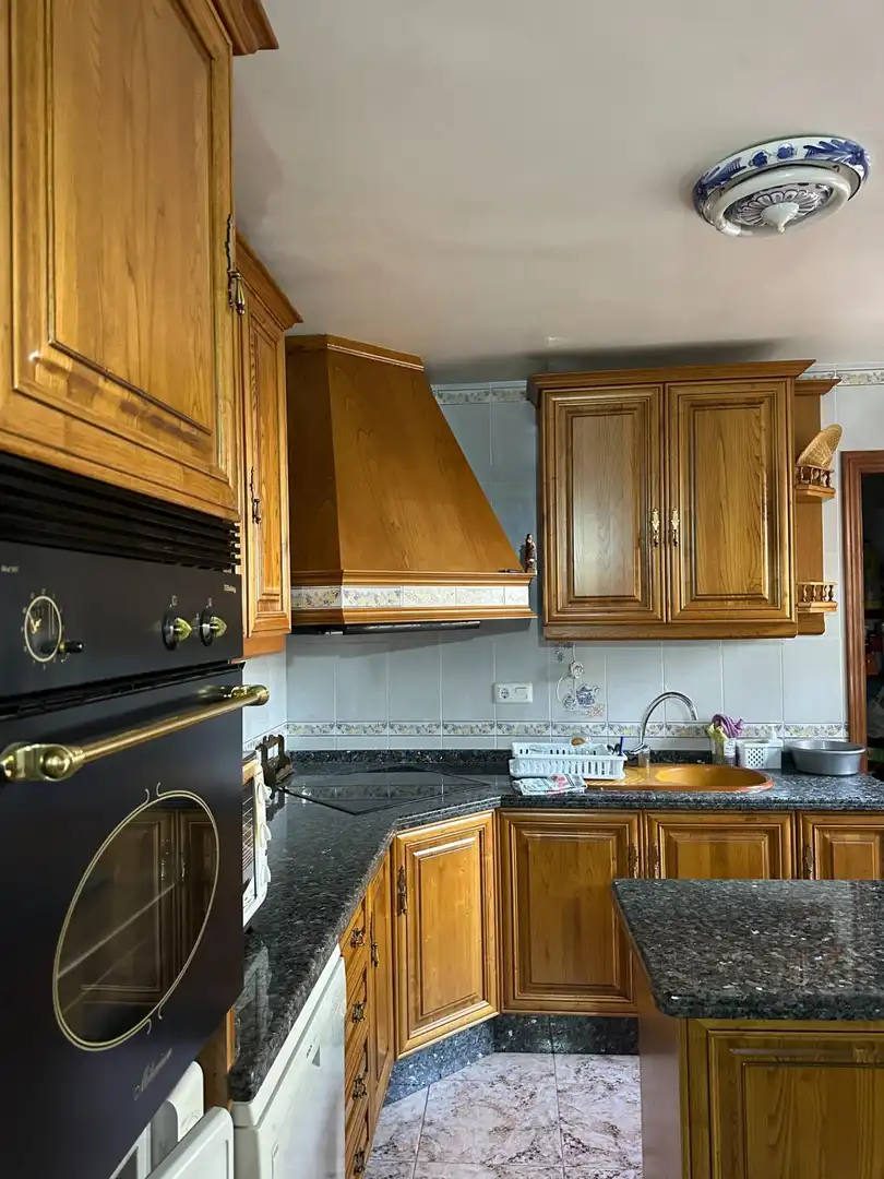 Cuina de Casa adosada en venda en Urrácal amb Terrassa, Traster i Moblat