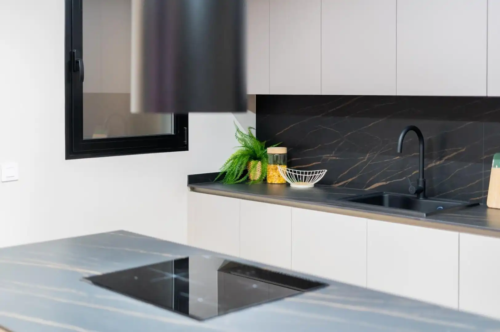Kitchen of Flat for rent in Valencia  with Air Conditioner, Heating and Storage room