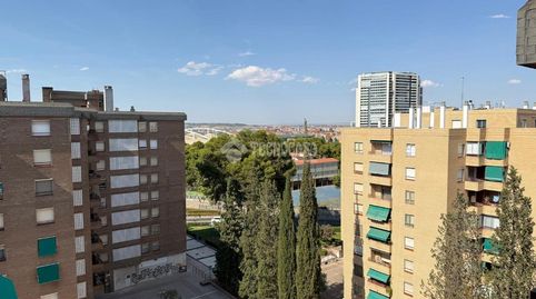 Foto 2 de Piso en venta en Parque Palomar – Bombarda, Zaragoza Capital