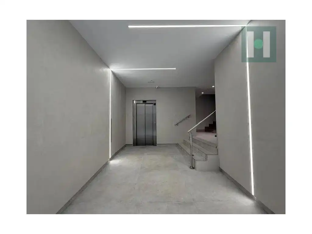 Piso en venta en Plaza Castellini, Casco Antiguo