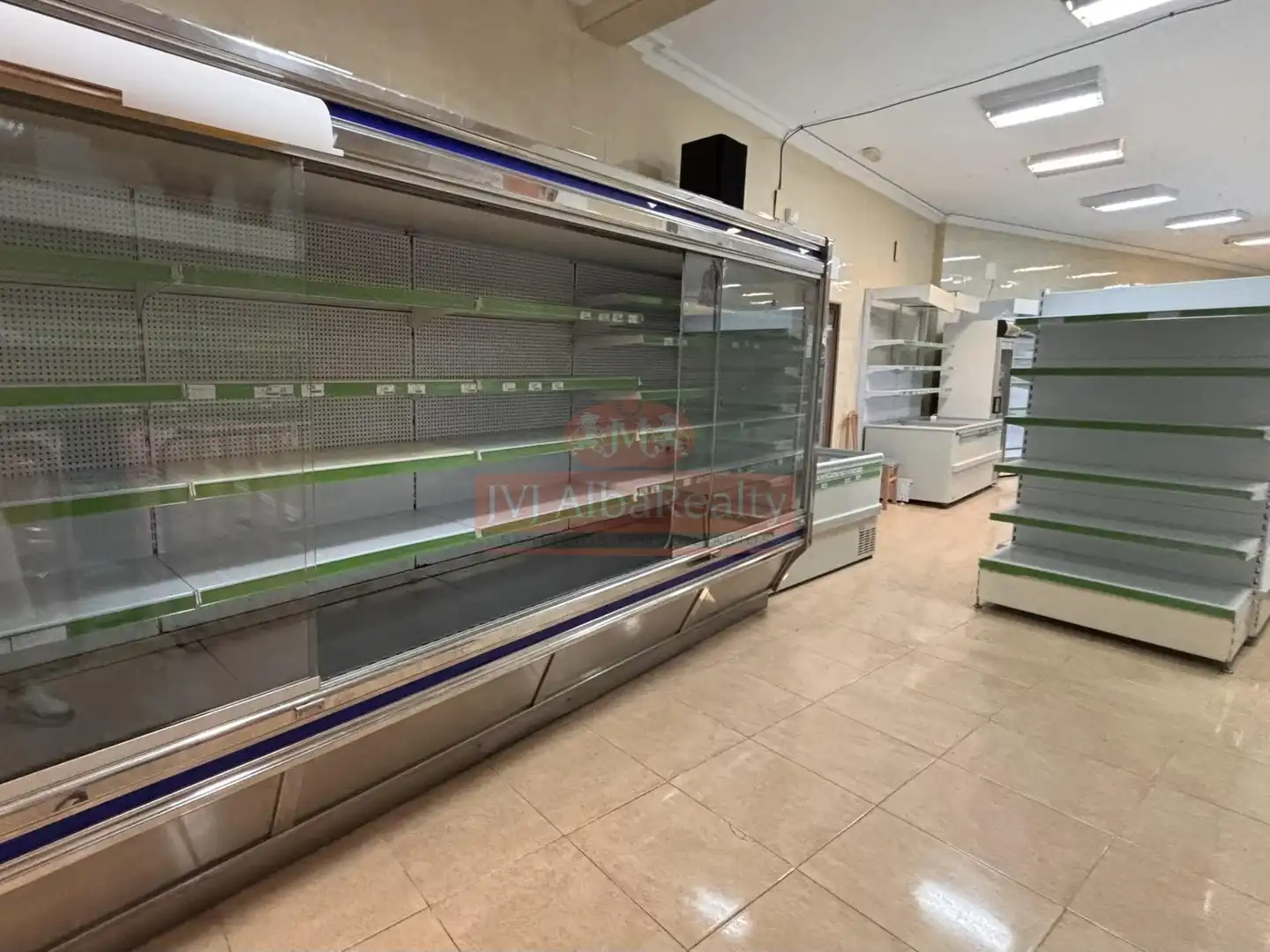 Local comercial en venta en Barrax, imagen 2