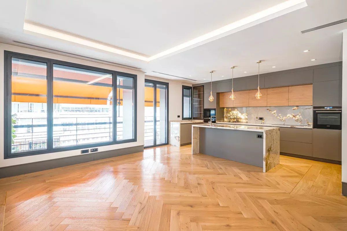 Kitchen of Flat to rent in  Madrid Capital  with Air Conditioner, Heating and Storage room