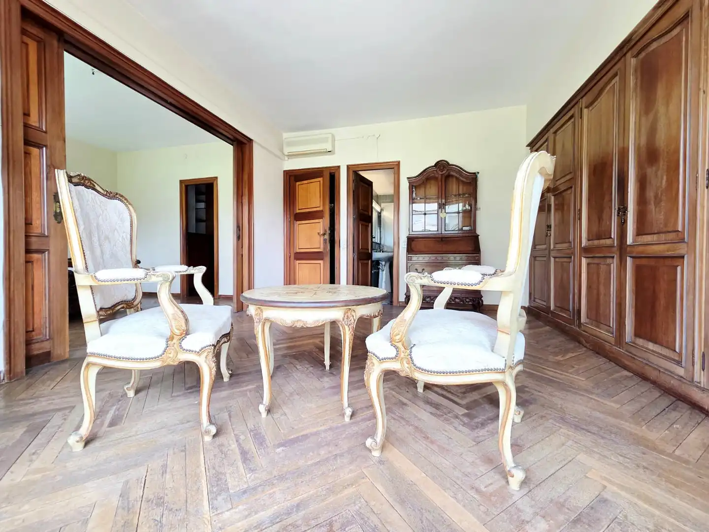 Bedroom of Flat for sale in Barcelona  with Air Conditioner, Heating and Parquet flooring