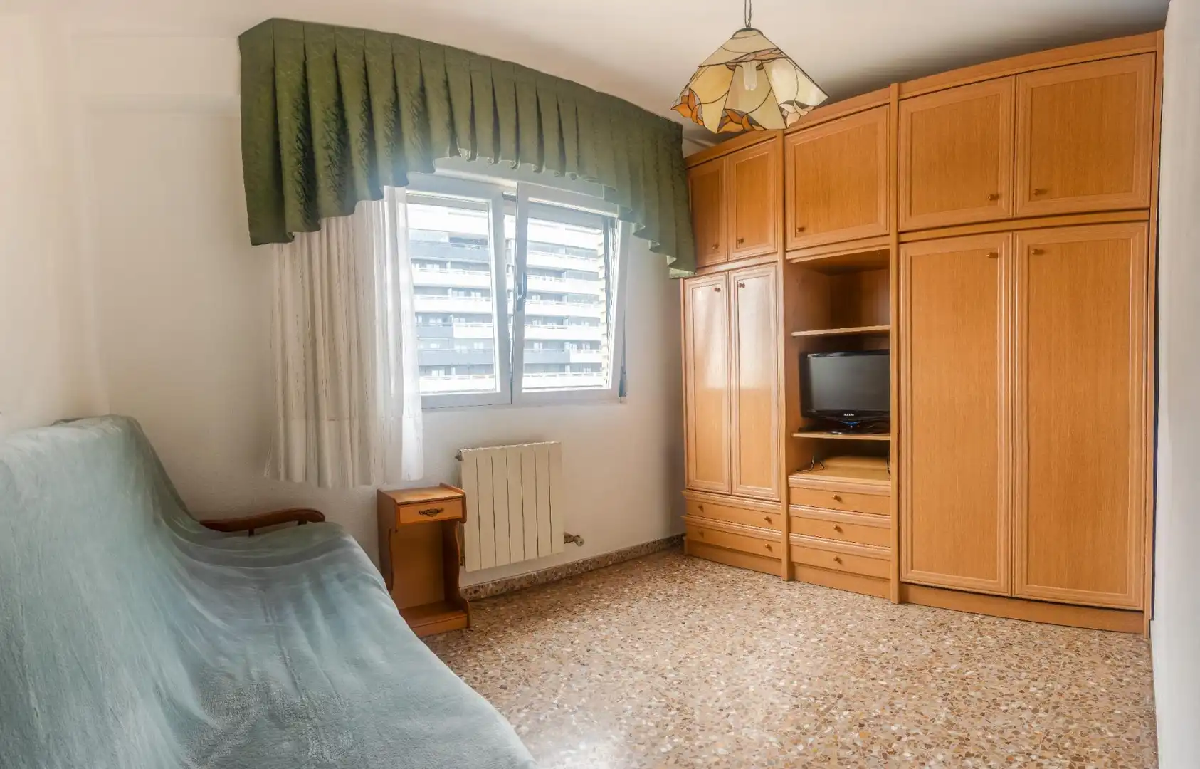 Bedroom of Flat for sale in Zaragoza  with Air Conditioner, Heating and Storage room