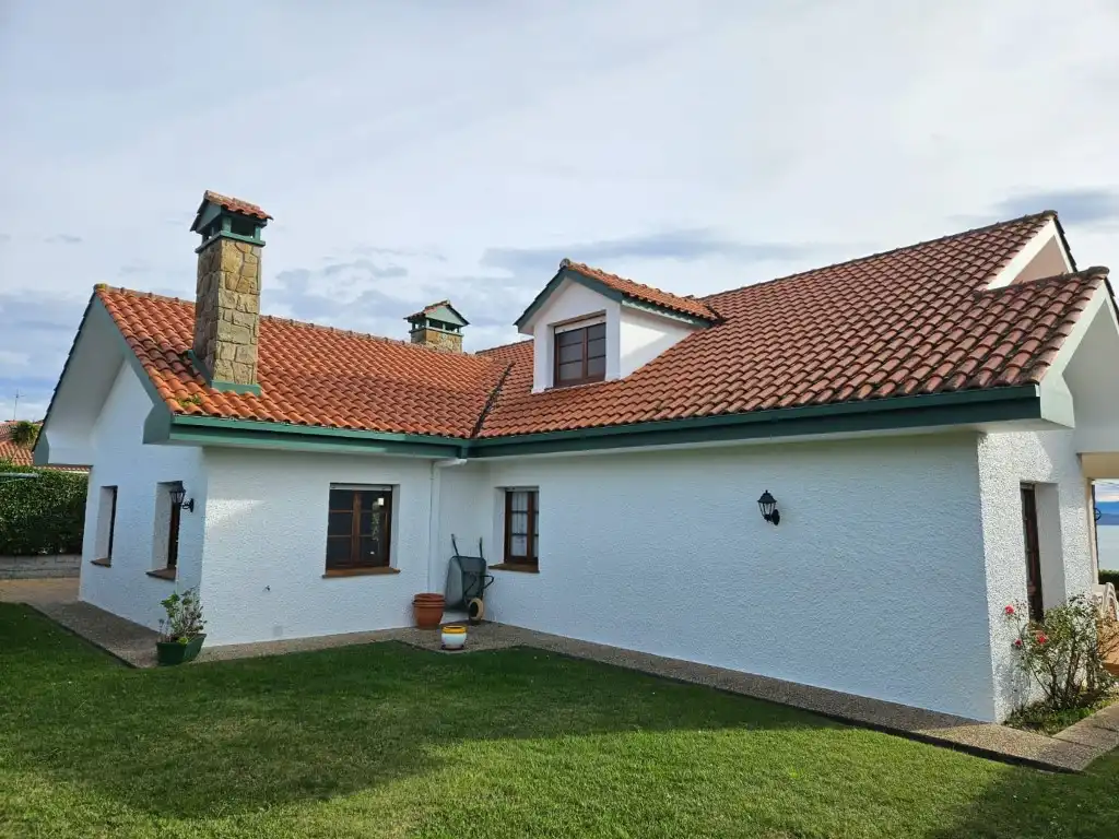 Vista exterior de Casa o chalet en venta en Gozón