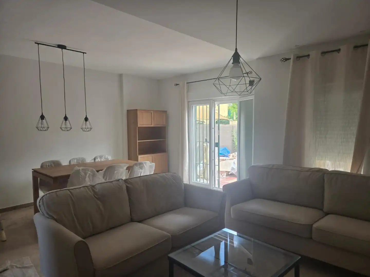 Sala de estar de Casa o chalet de alquiler en Bormujos con Aire acondicionado, Calefacción y Jardín privado
