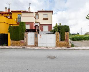 Exterior view of House or chalet for sale in Pulianas  with Air Conditioner, Heating and Private garden