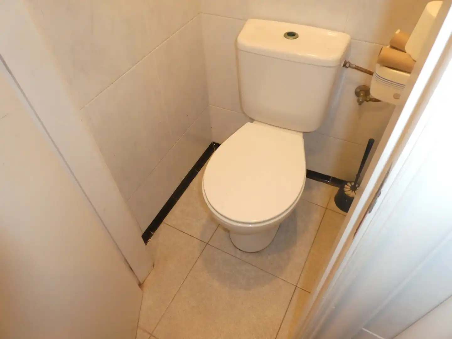 Bathroom of Commercial properties for sale in Burgos  with Furnished