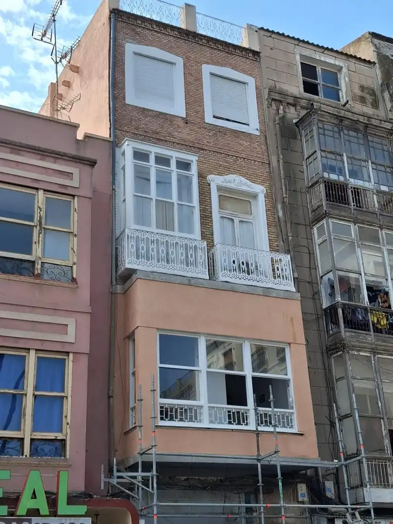 Vista exterior de Edifici en venda en Cartagena ciudad