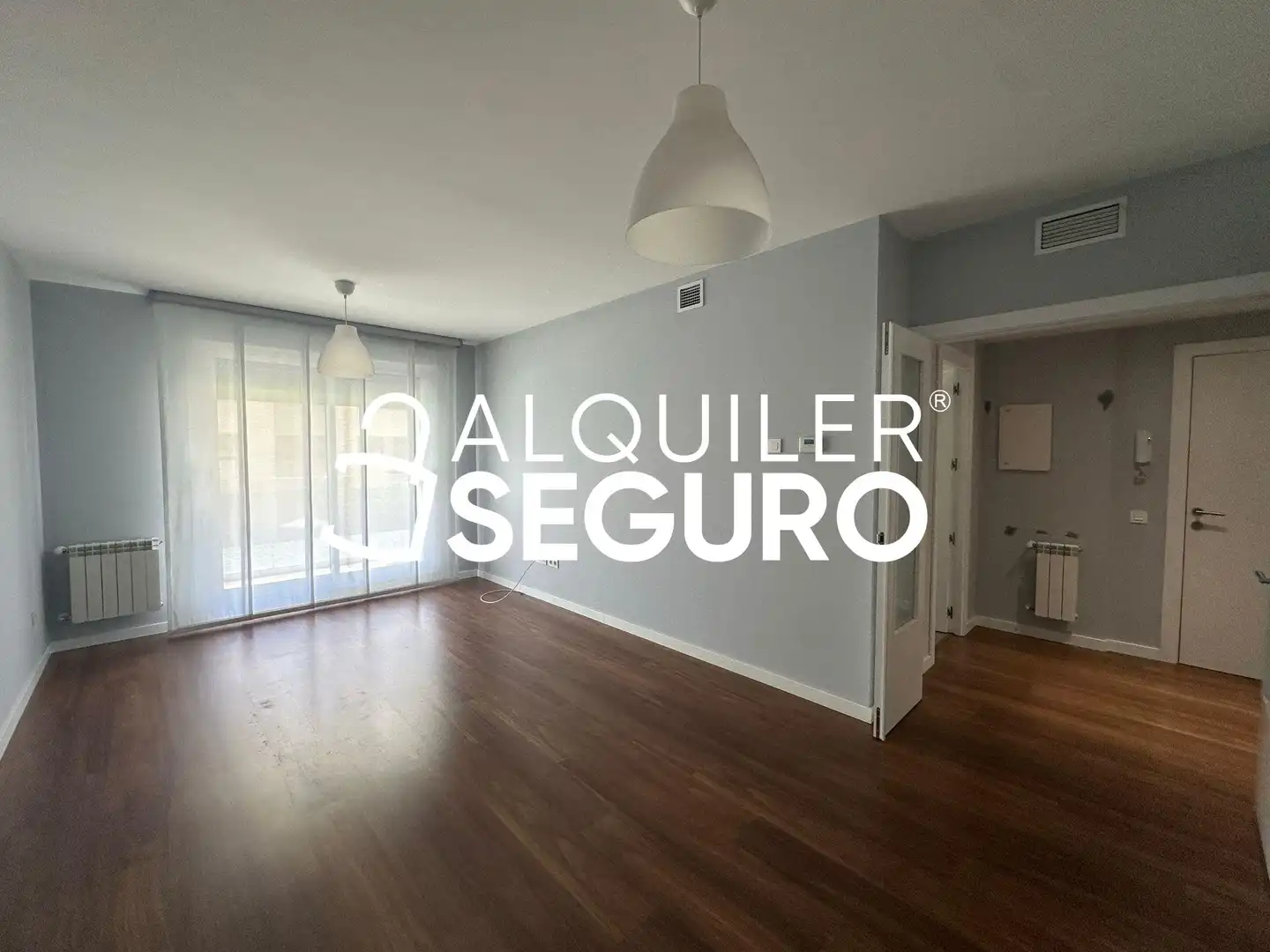 Habitación de Piso de alquiler en Madrid con Calefacción, Terraza y Trastero