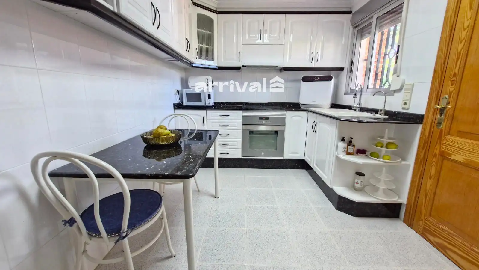 Cocina de Casa o chalet en venta en Paterna con Aire acondicionado, Jardín privado y Terraza