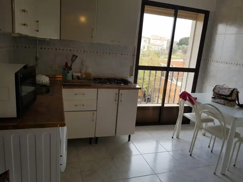 Cuina de Casa o xalet en venda en Tejeda de Tiétar amb Terrassa i Piscina