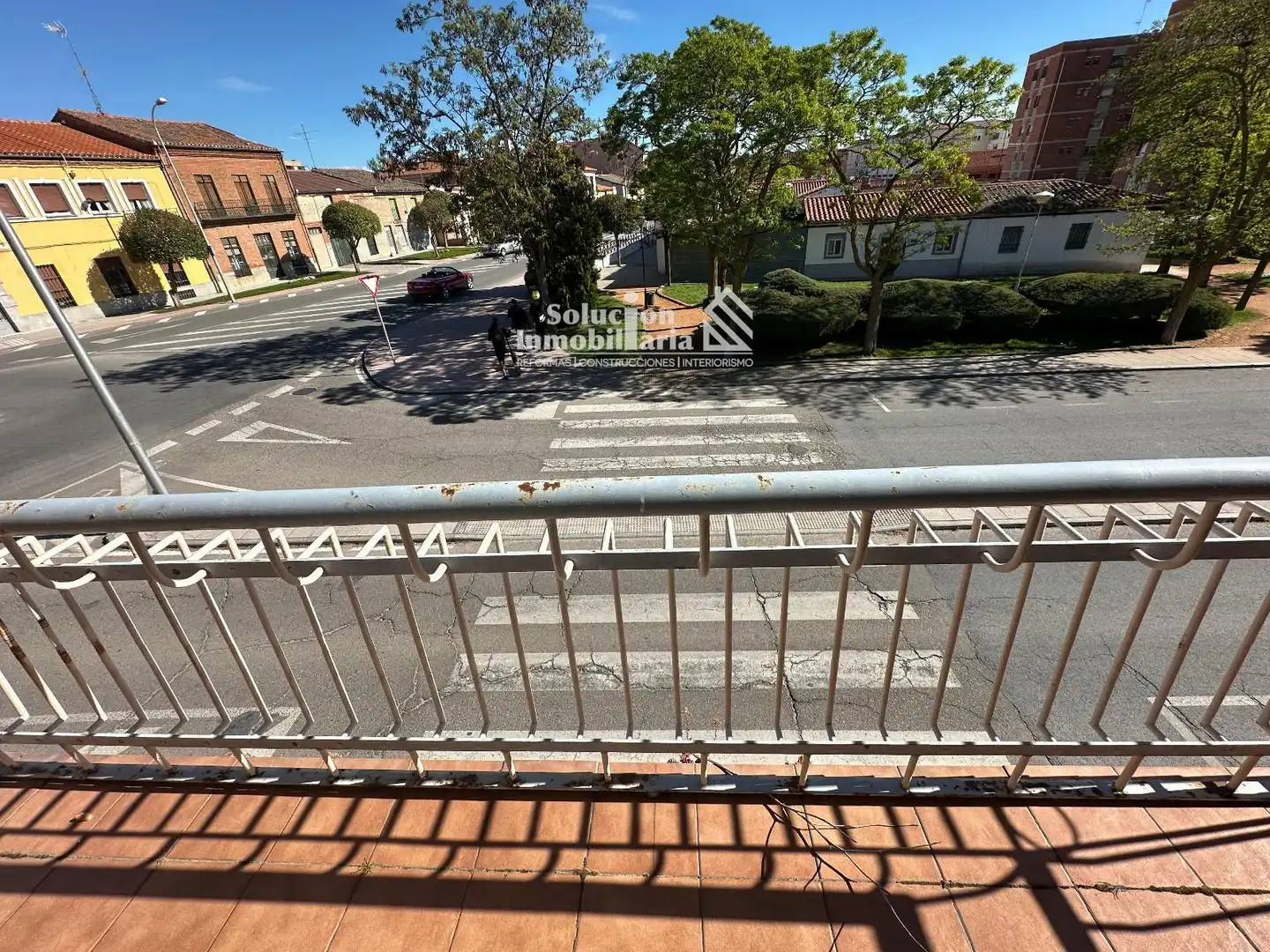 Vista exterior de Edificio en venta en Peñaranda de Bracamonte