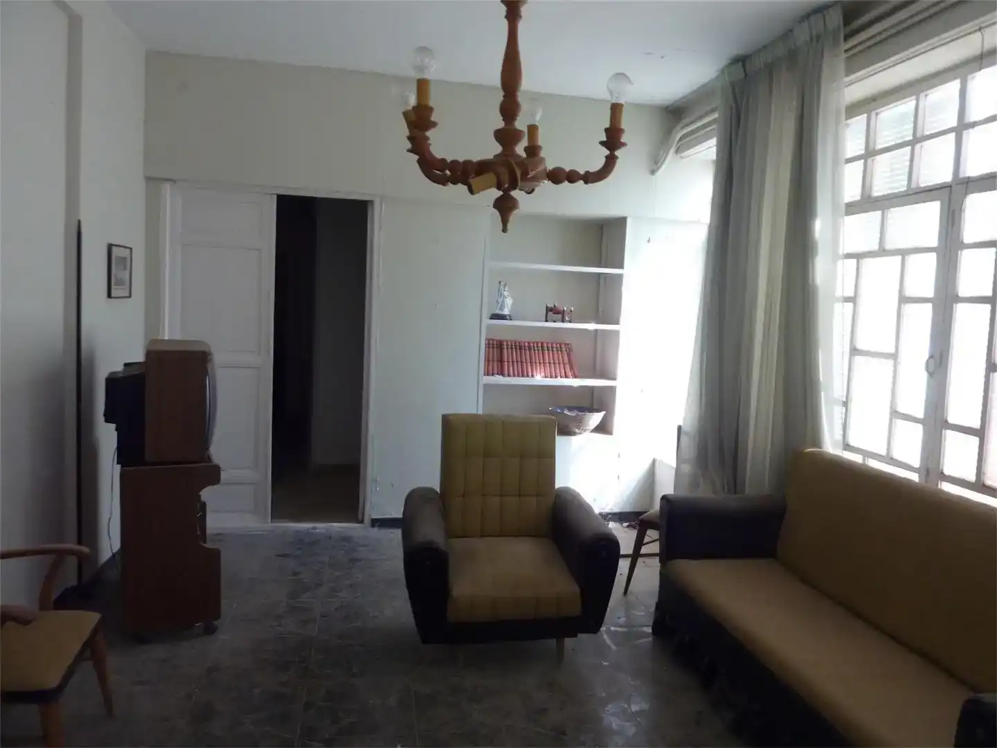 Sala d'estar de Planta baixa en venda en La Roda amb Jardí privat i Traster