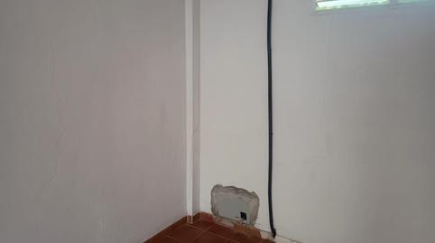 Foto 3 de Piso en venta en Calle Playa Park, Playamar - Benyamina, Torremolinos