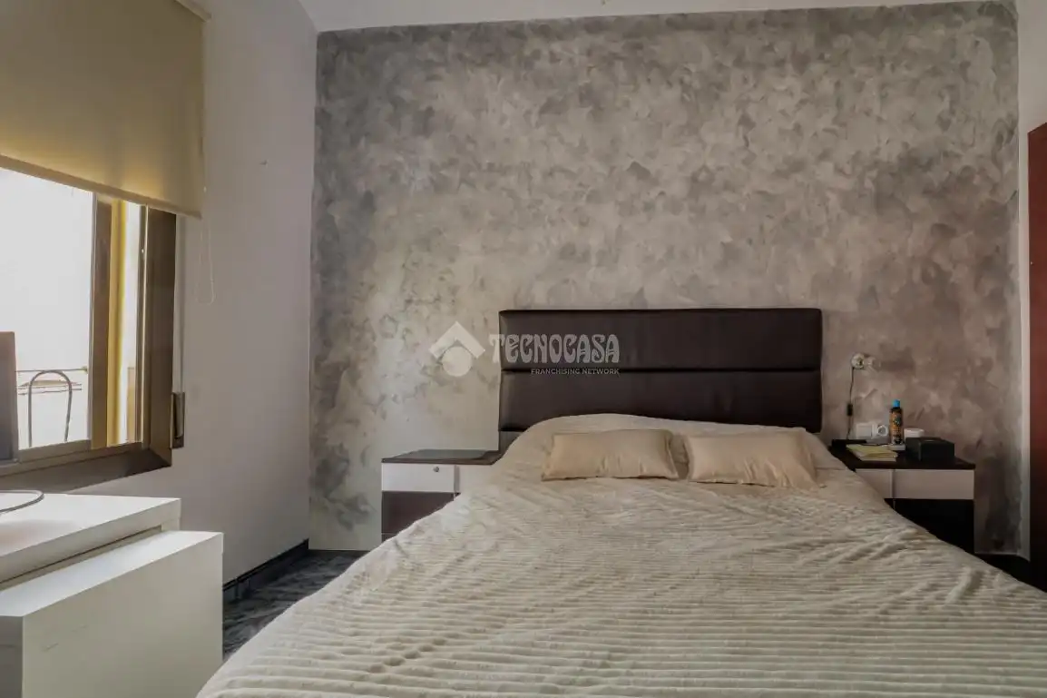 Habitación de Piso en venta en Santa Coloma de Gramenet
