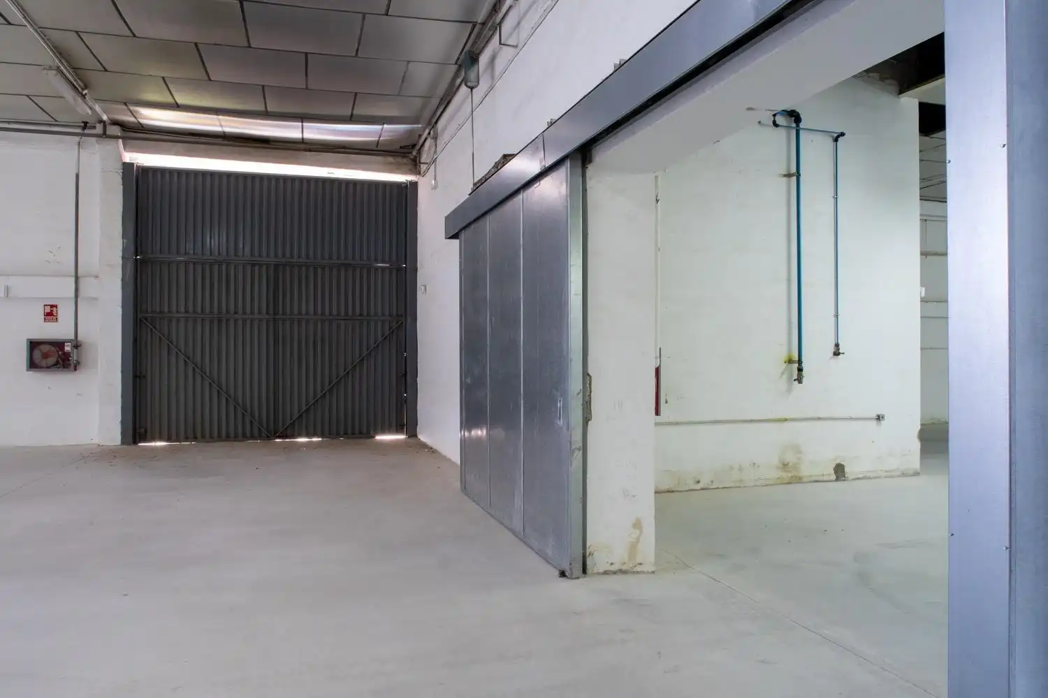Fabrikhallen zur Miete in Silla