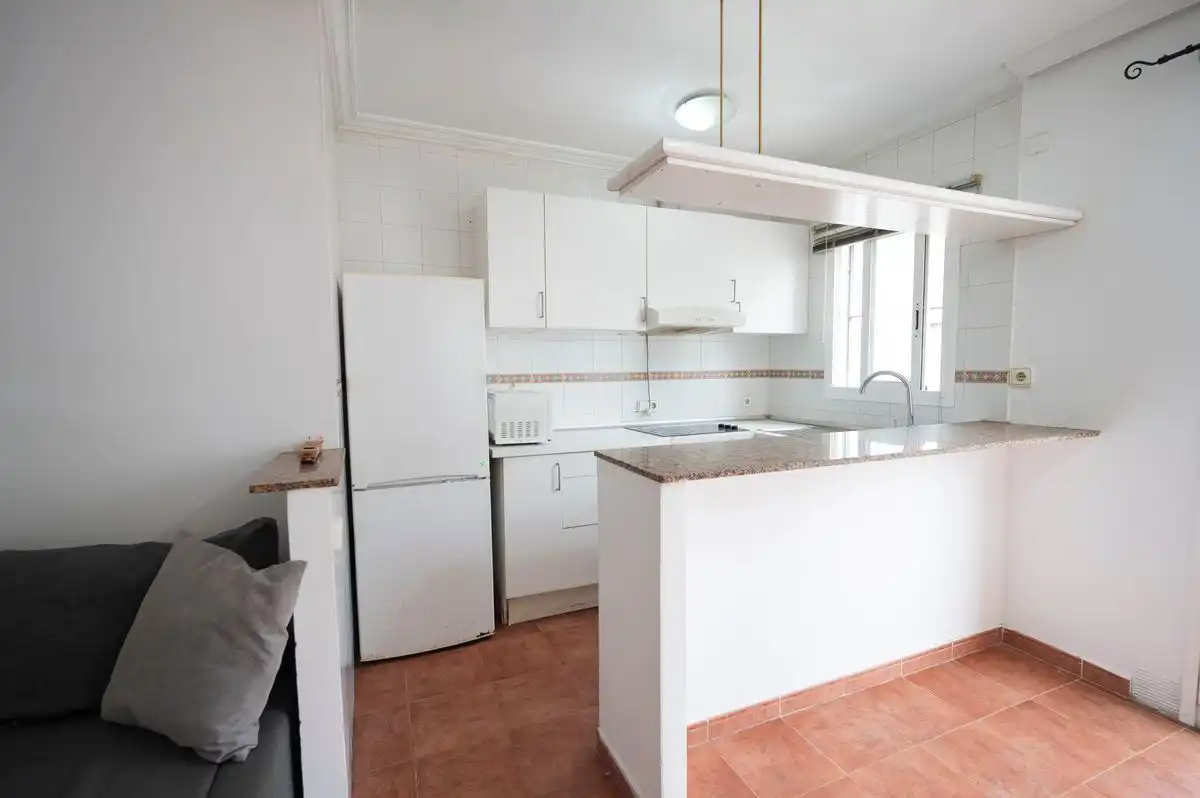 Appartamento con terrazza in vendita a Carrer de Galícia, imagen 4