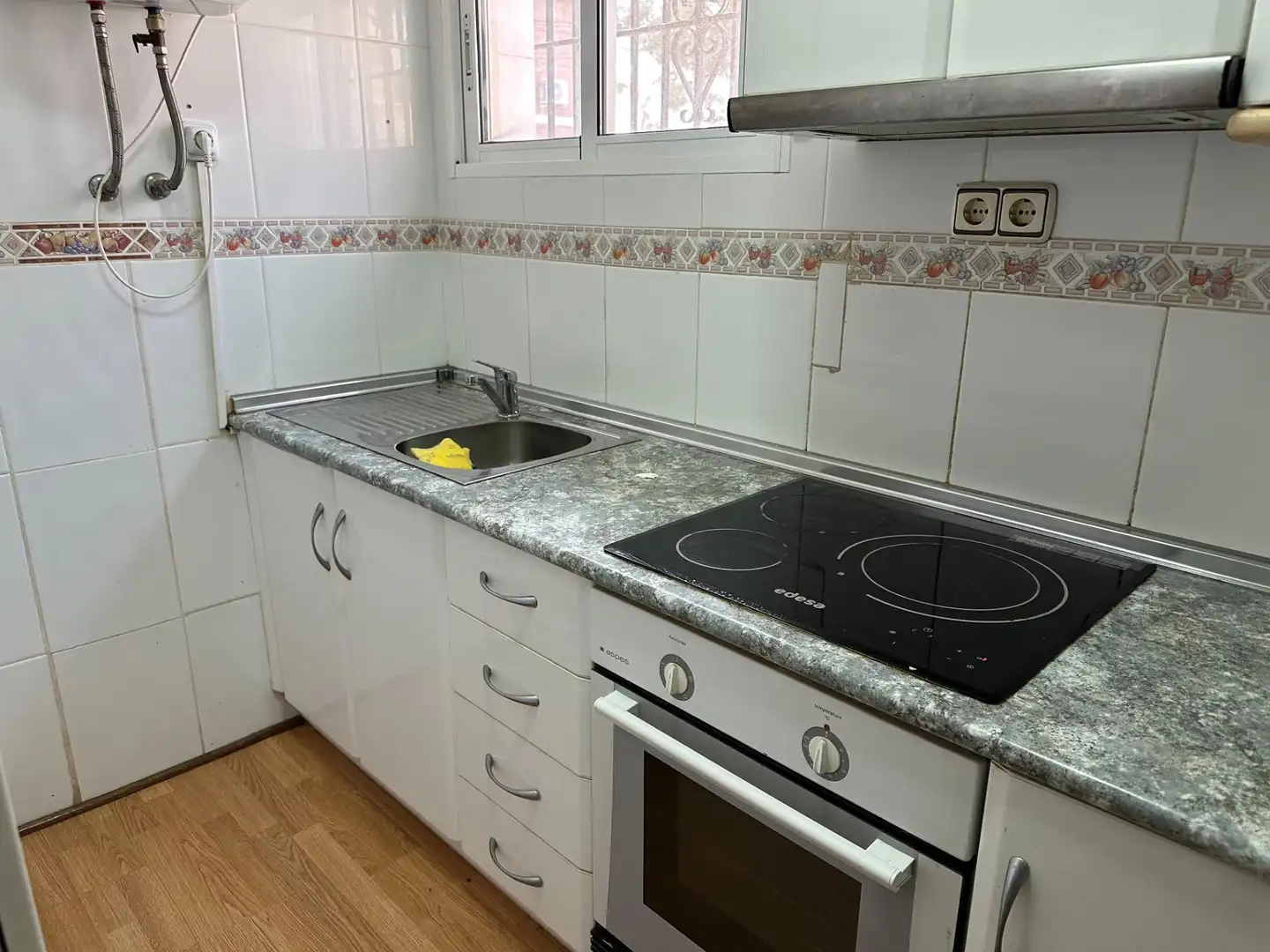 Cocina de Casa adosada en venta en Pilar de la Horadada con Calefacción, Jardín privado y Trastero