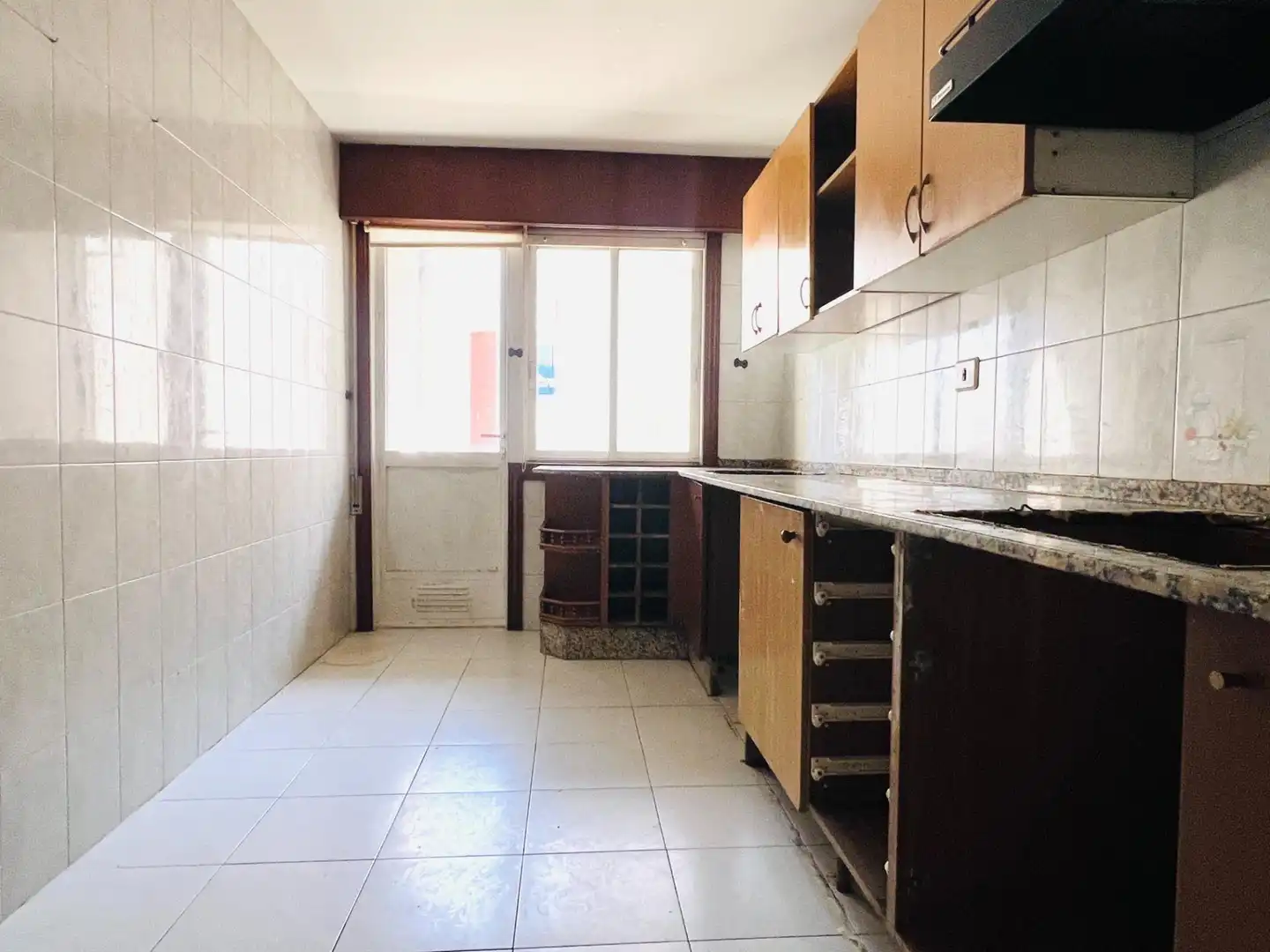 Küche von Wohnung zum Verkauf in A Coruña Capital 