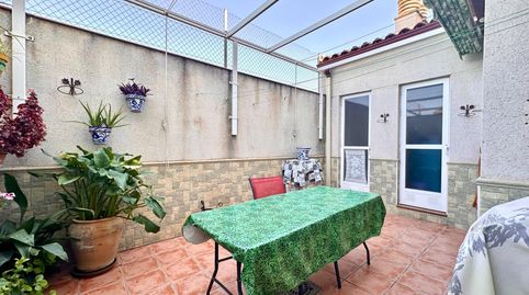 Foto 2 de Casa adosada en venta en Calle Arrayanes, Fuente Vaqueros, Granada