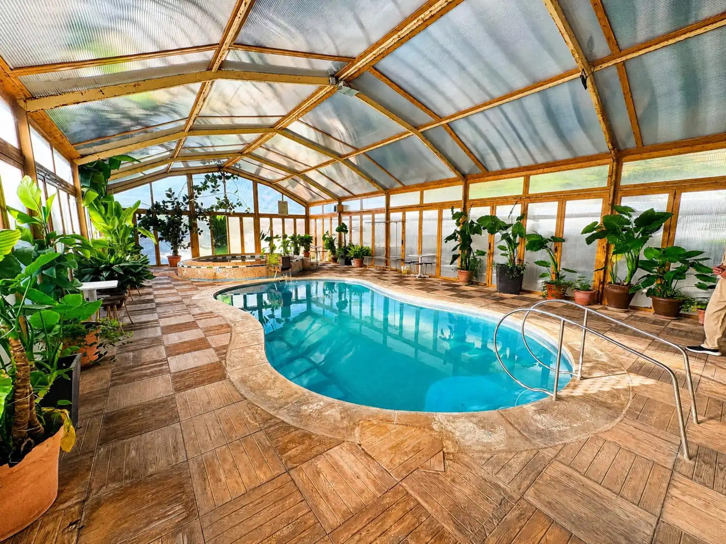 Piscina de Finca rústica en venta en Benatae con Calefacción, Jardín privado y Piscina