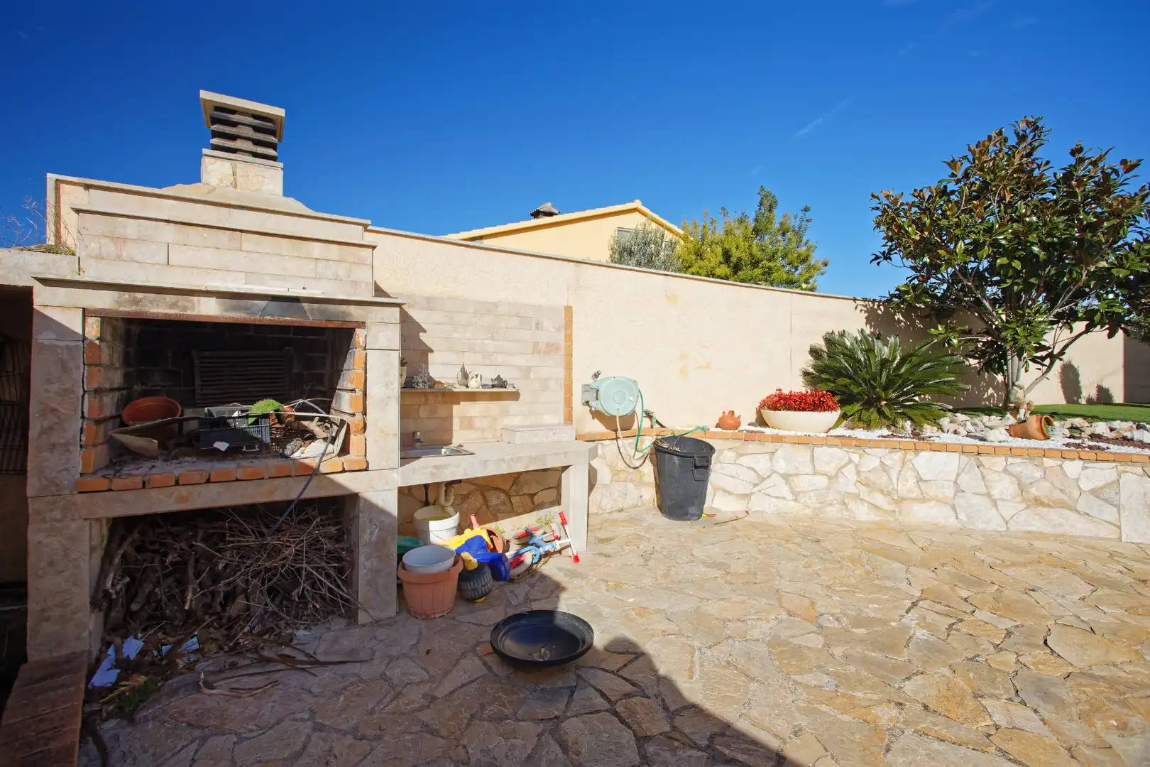 Garden of Houses for sale in Piera  with Air Conditioner, Heating and Private garden