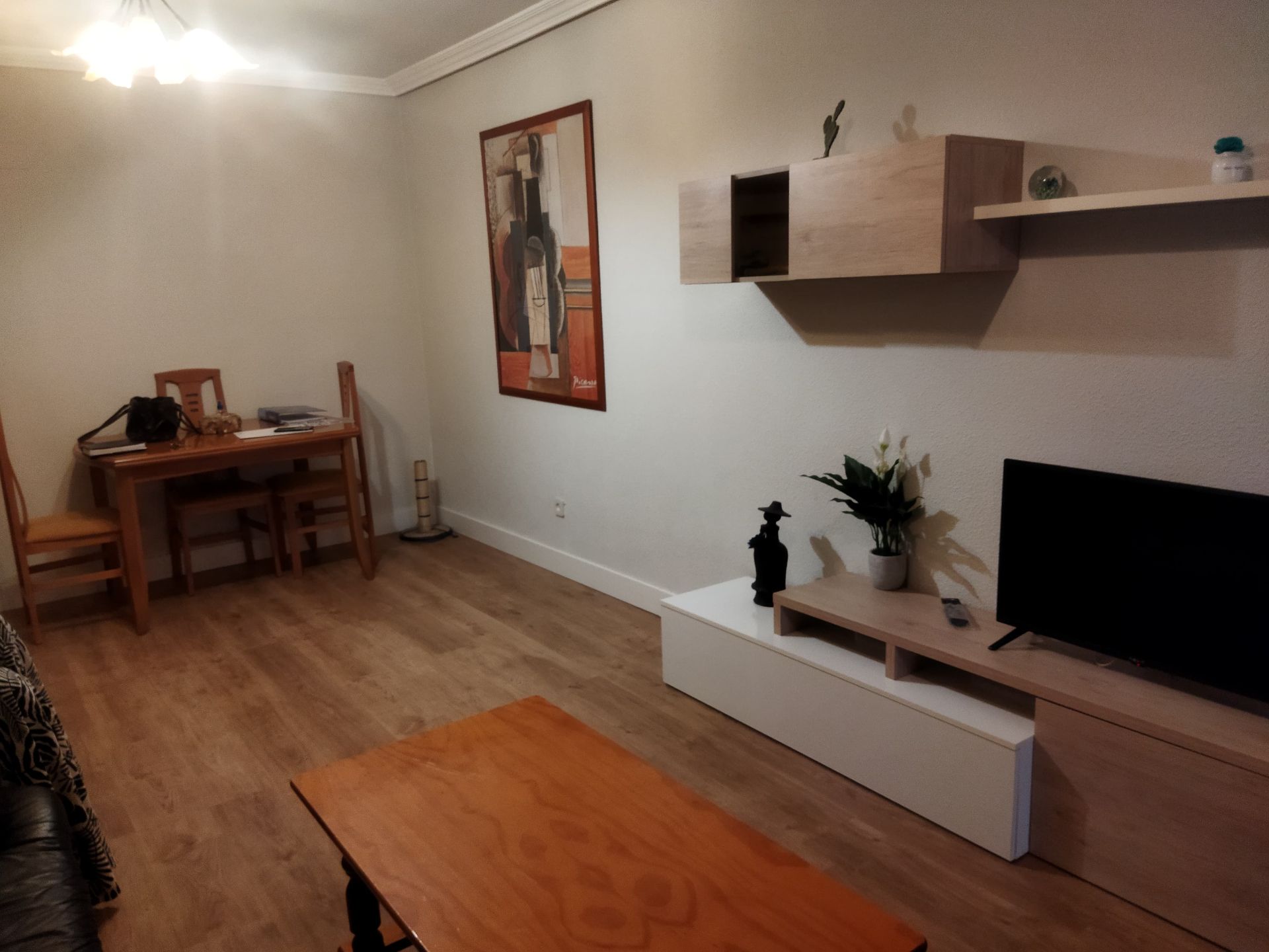 Living room of Flat for sale in Talavera de la Reina  with Air Conditioner, Heating and Parquet flooring