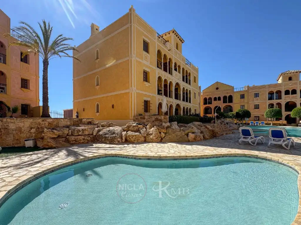 Vista exterior de Apartamento en venta en Cuevas del Almanzora con Aire acondicionado, Terraza y Amueblado