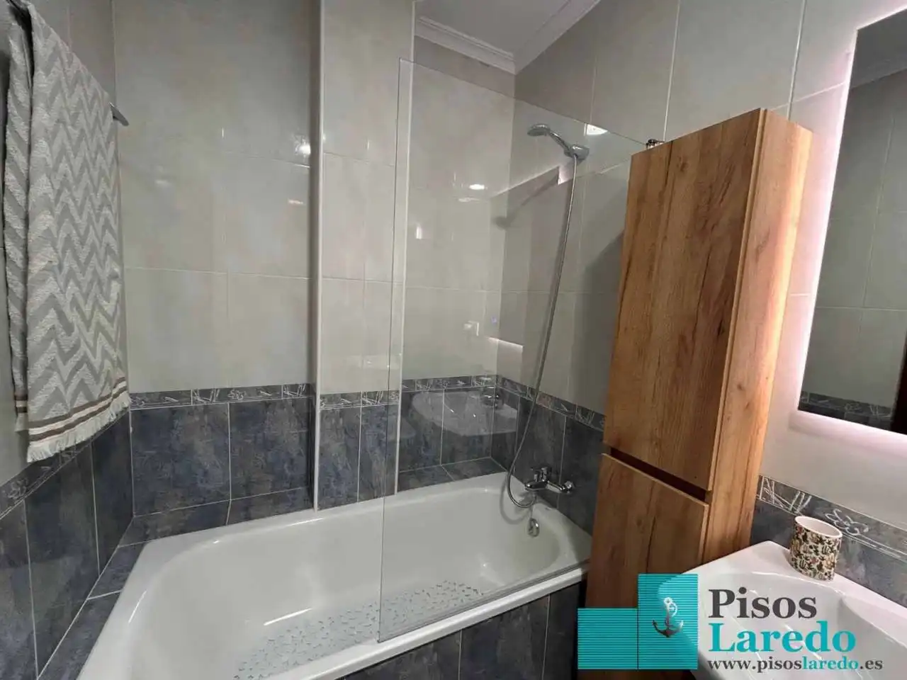 Flat for rent in Calle Badames, 27, Voto