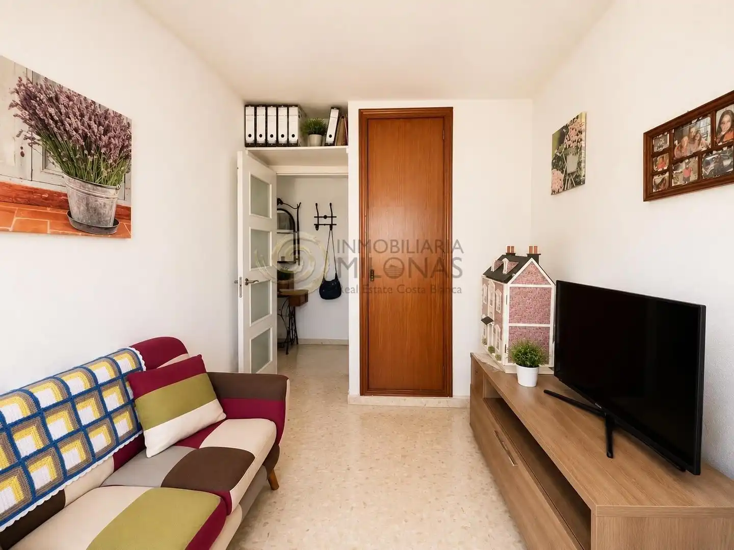 Sala d'estar de Apartament en venda en Benidorm amb Moblat