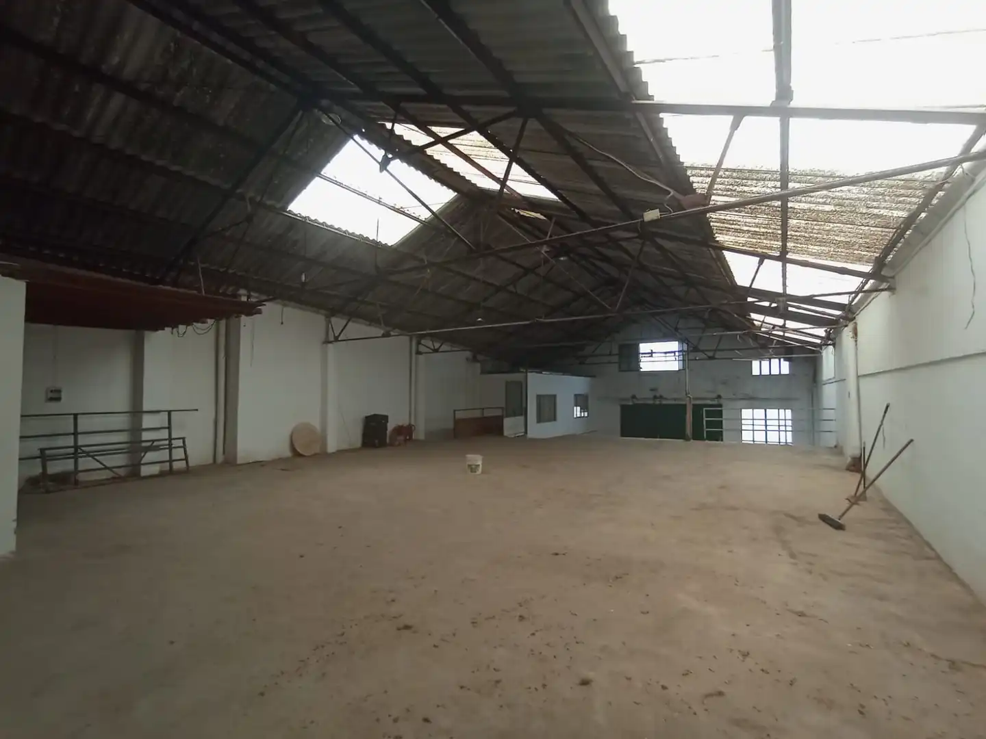 Nave industrial en venta en Carrer Honorio Maura, imagen 12