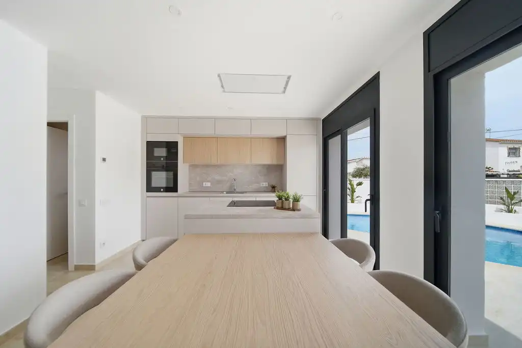 Casa con piscina en venta en Carrer Alberes, imagen 15