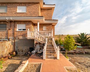 Exterior view of House or chalet for sale in Villanueva de Perales  with Air Conditioner, Heating and Private garden