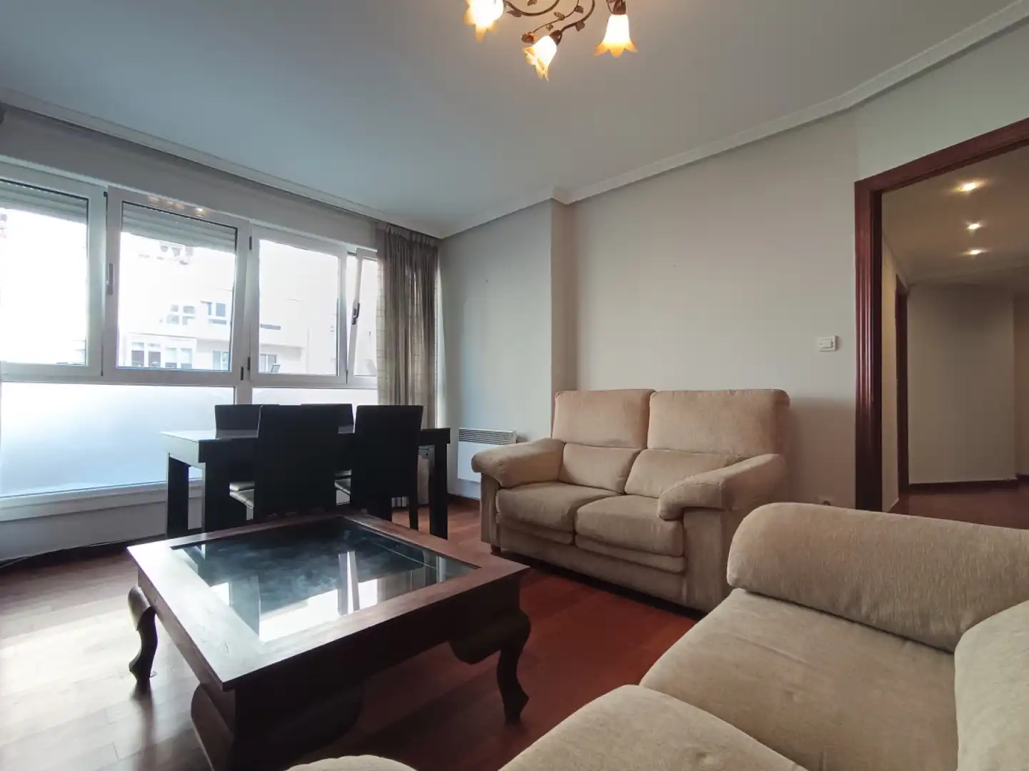 Flat for rent in Gijón - Avda. Constitución, Barrio del Centro