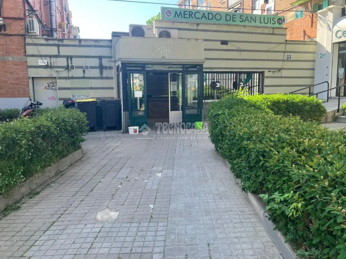 Local comercial en venda a Av. de San Luis, imagen 6