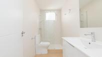 Bathroom of Flat to rent in Elche / Elx