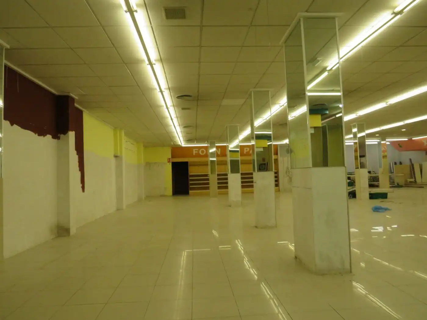 Local comercial en alquiler en Bocairent, imagen 2