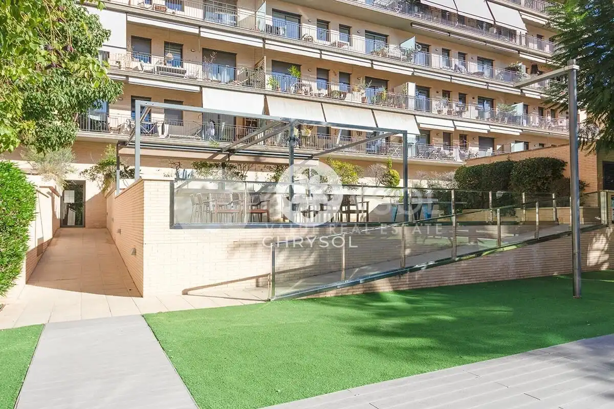 Terraza de Piso en venta en Barcelona con Aire acondicionado, Calefacción y Jardín privado