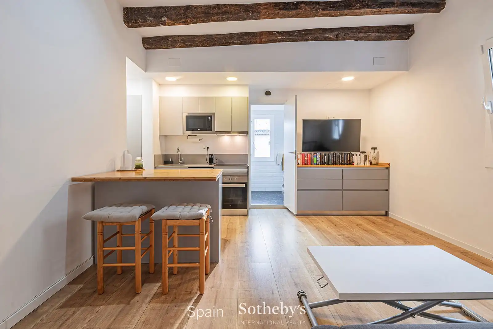 Cocina de Apartamento en venta en Barcelona con Aire acondicionado, Calefacción y Terraza