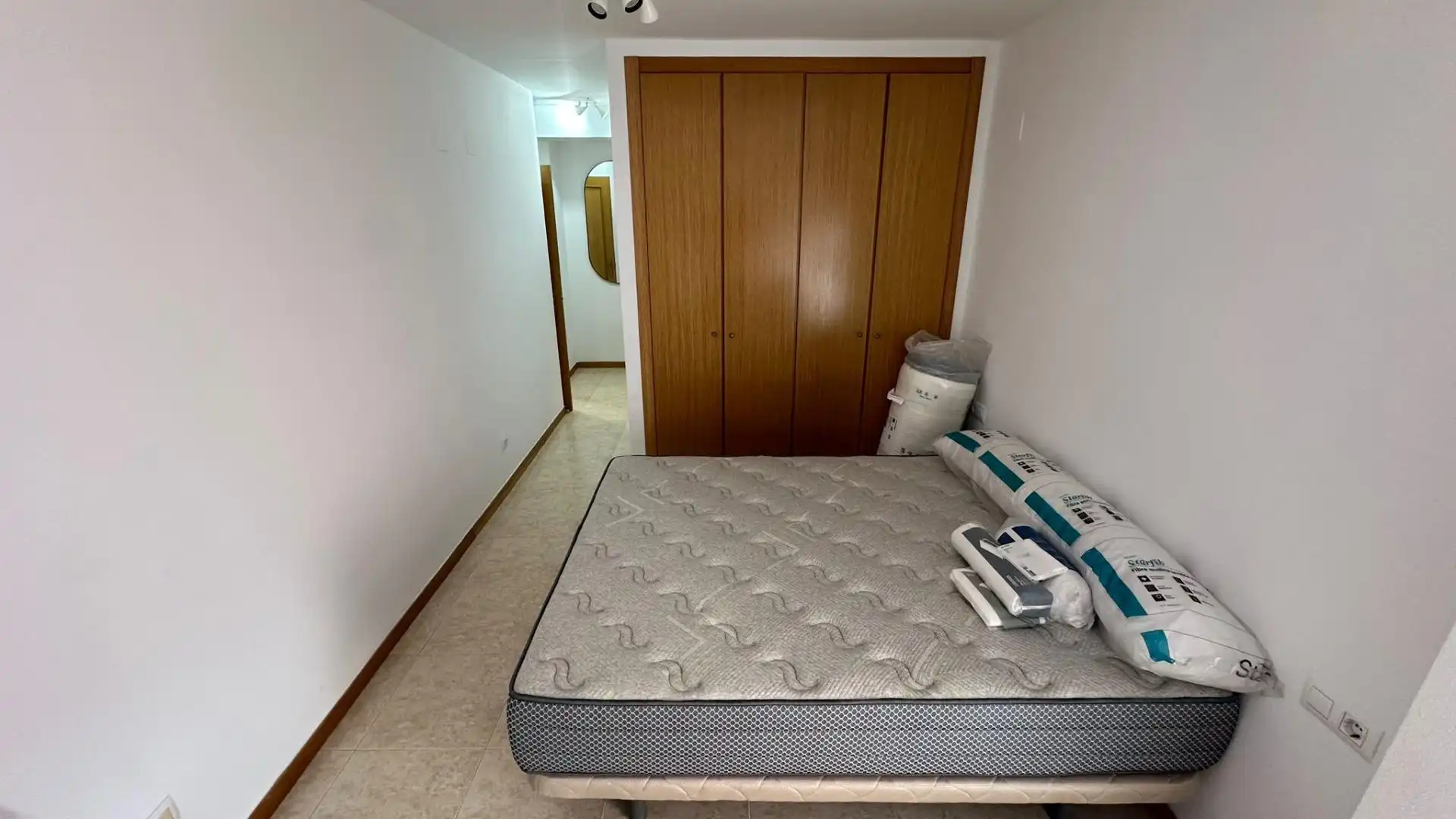 Apartamento de alquiler en Castellón de la Plana / Castelló de la Plana con Aire acondicionado, Calefacción y Amueblado