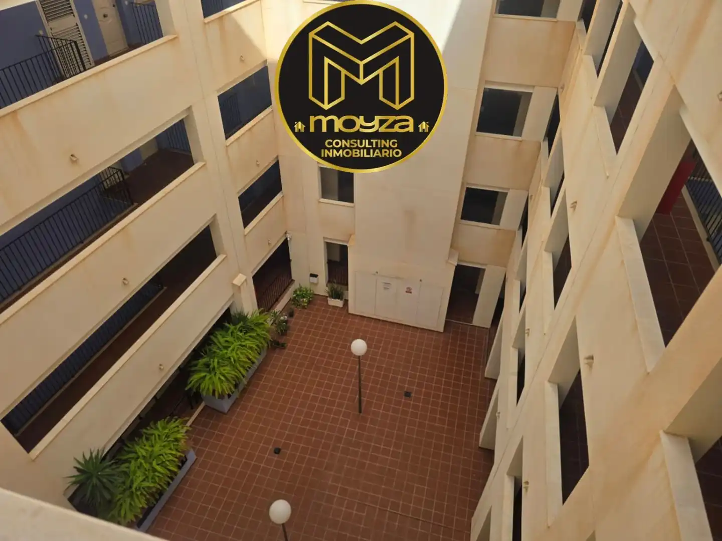 Wohnung zur Miete in Roquetas Pueblo