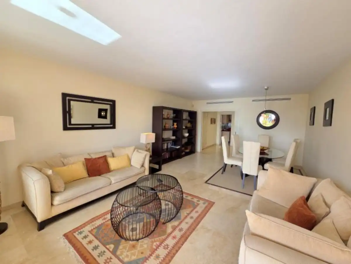 Appartement compact avec piscine à vendre à La Duquesa, imagen 3