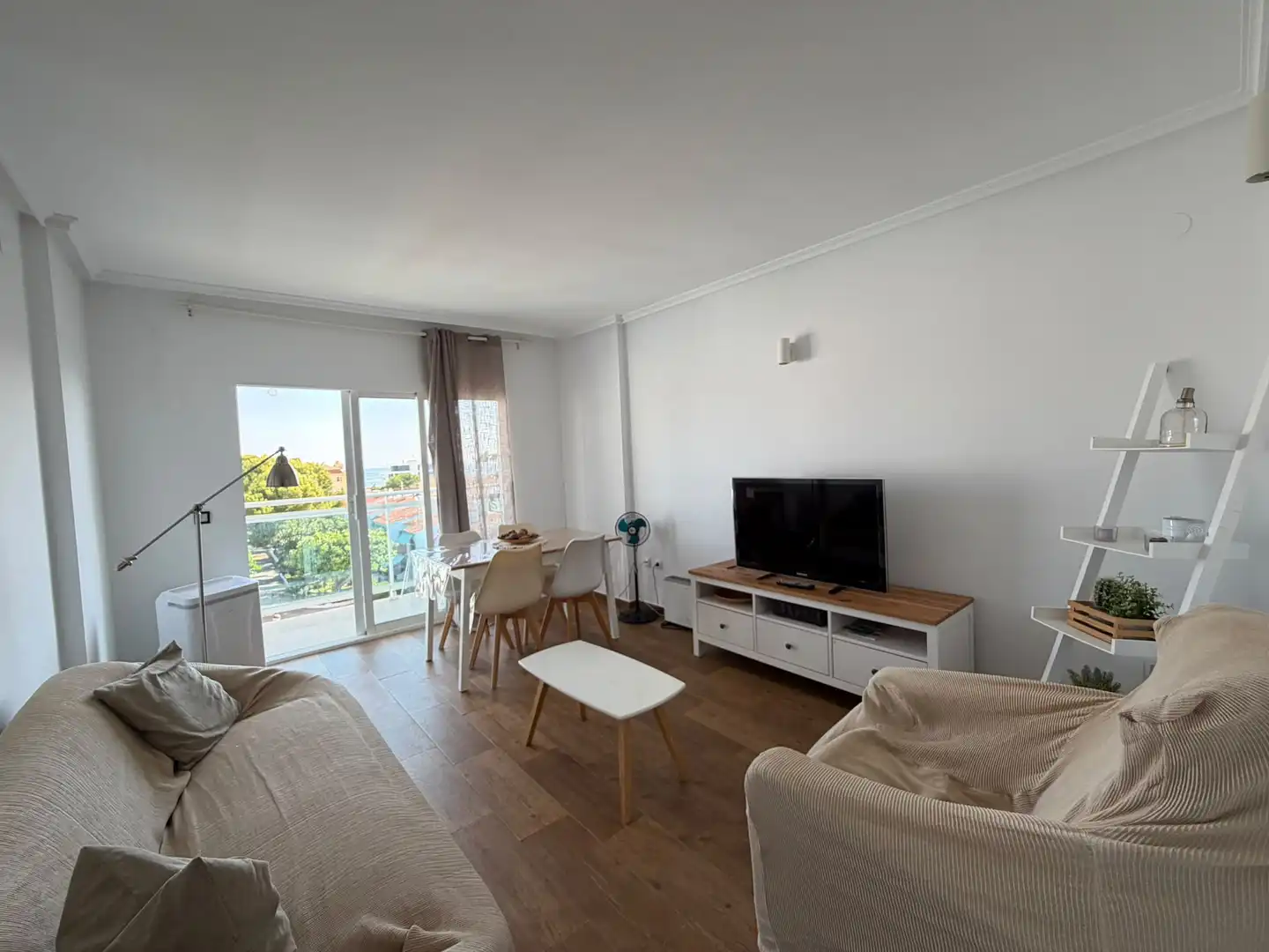 Apartamento con piscina en venta en Las Marinas / Les Marines, imagen 9