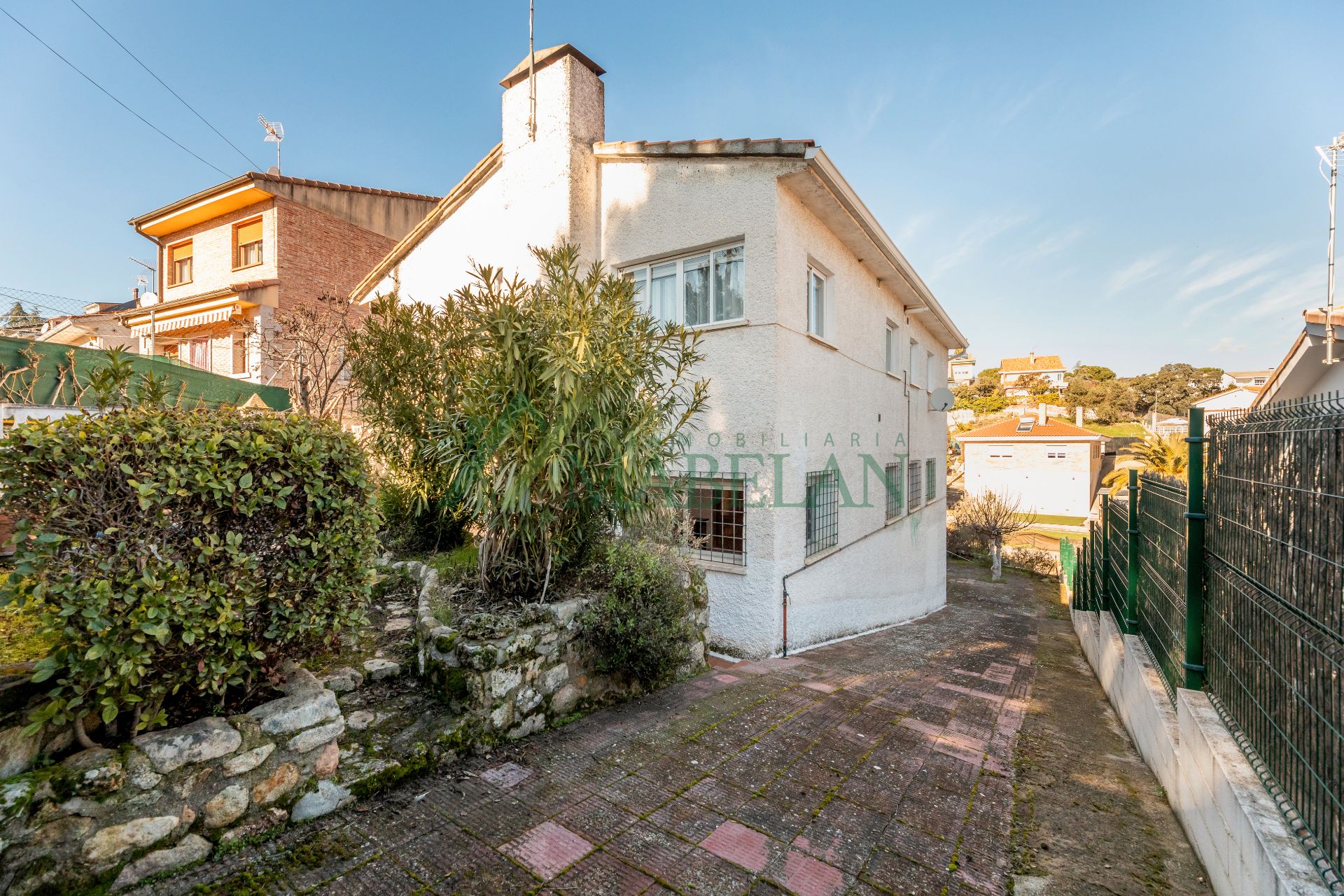 Vista exterior de Casa o chalet en venta en Las Rozas de Madrid con Calefacción, Jardín privado y Terraza