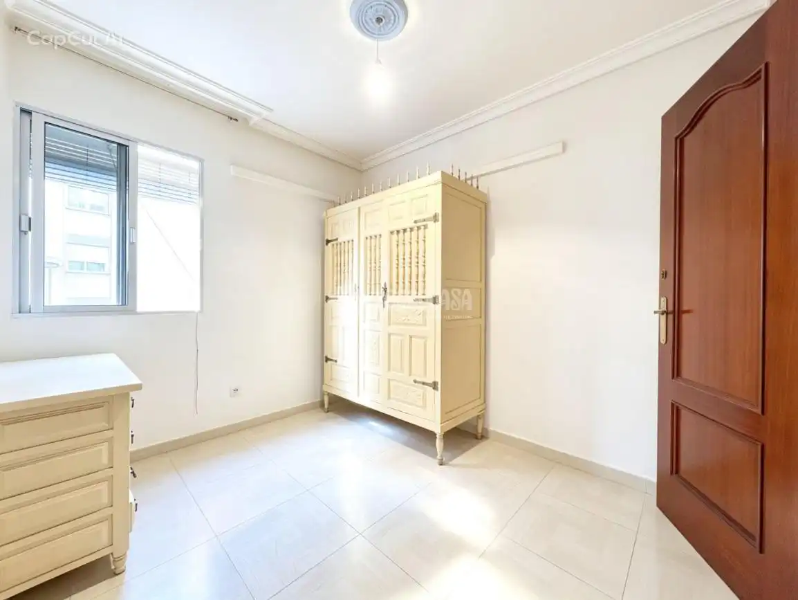 Habitación de Piso en venta en Sevilla con Aire acondicionado, Calefacción y Amueblado