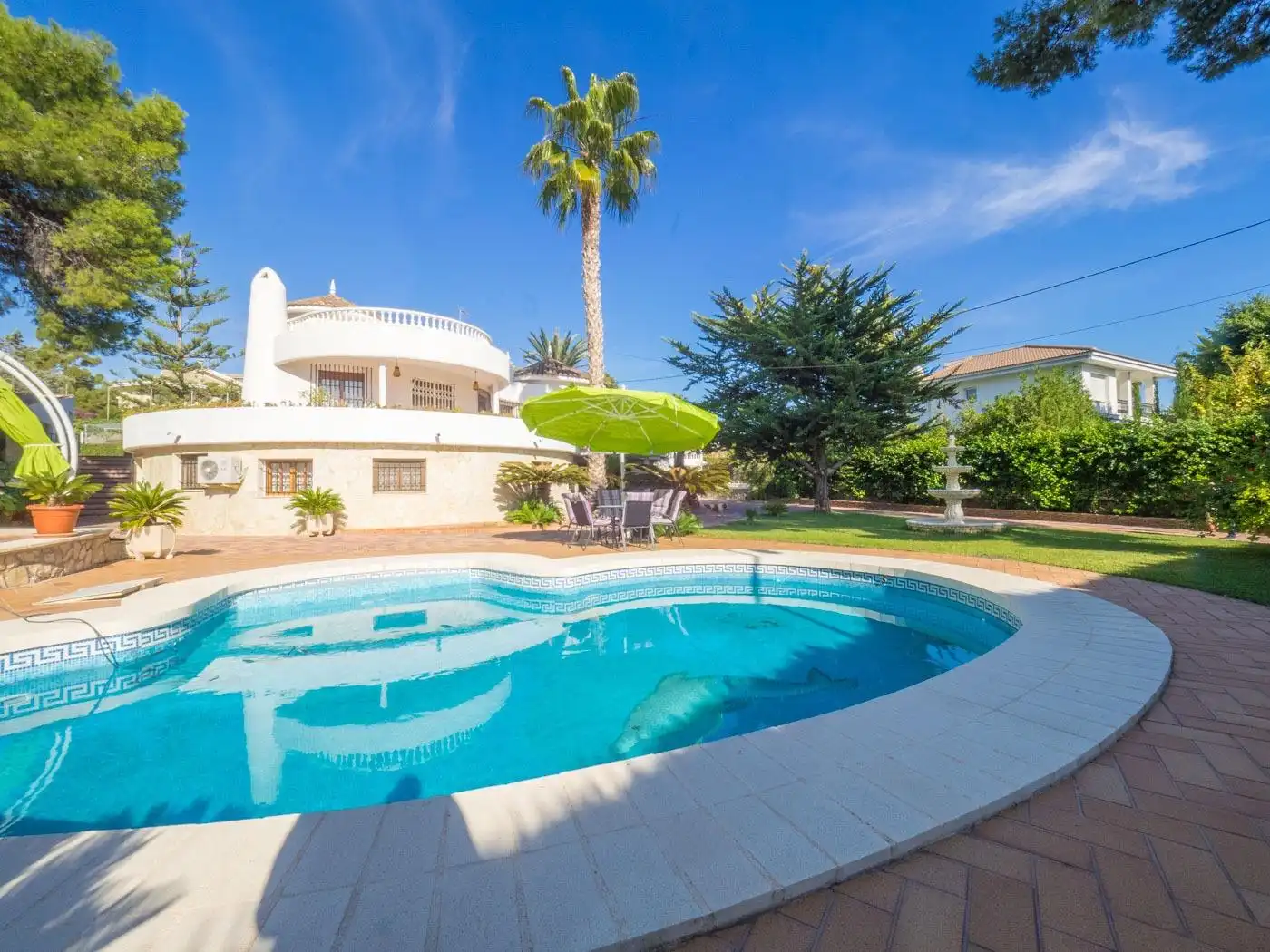 Piscina de Casa o xalet en venda en Partidas de Alicante