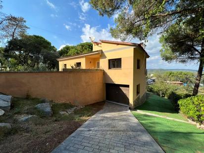 Vista exterior de Casa o xalet en venda en Fogars de la Selva amb Calefacció, Jardí privat i Terrassa