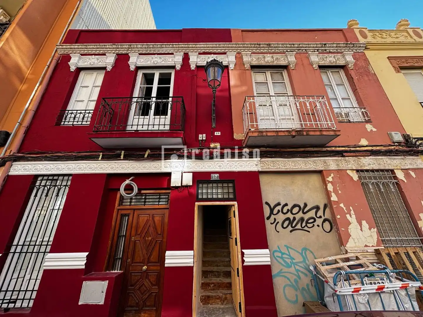 Vista exterior de Casa o chalet en venta en Valencia